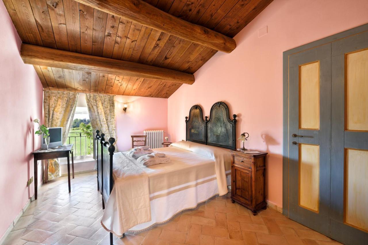 מאטליקה Villa Collepere Country House מראה חיצוני תמונה