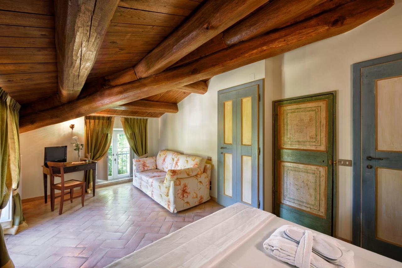 מאטליקה Villa Collepere Country House מראה חיצוני תמונה